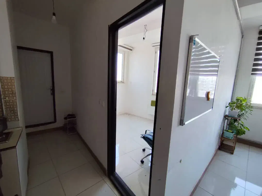 دفترکار نقلی در قیام|اجارهٔ دفتر کار، اتاق اداری، مطب|اردبیل, |دیوار