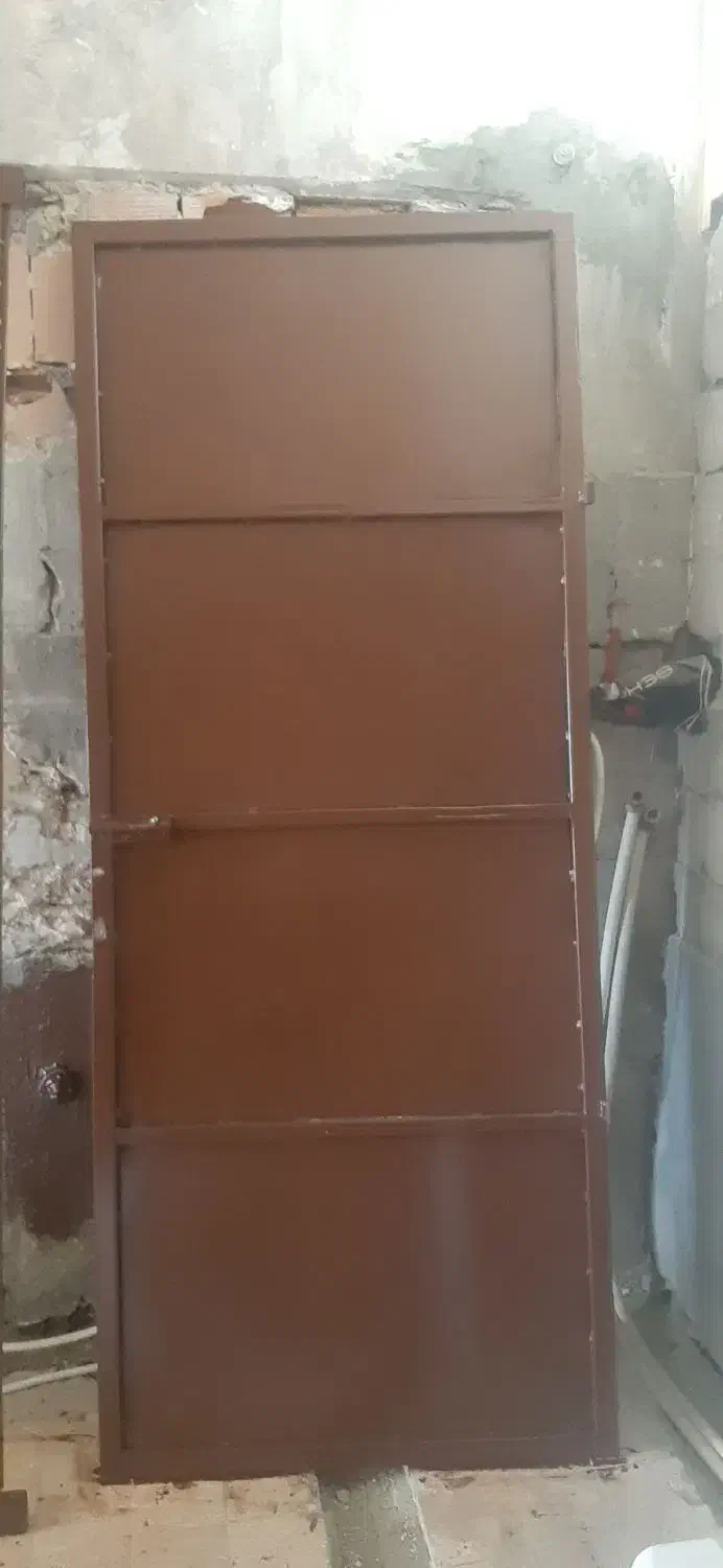 درب آهنی|مصالح و تجهیزات ساختمان|فولادشهر, A3|دیوار