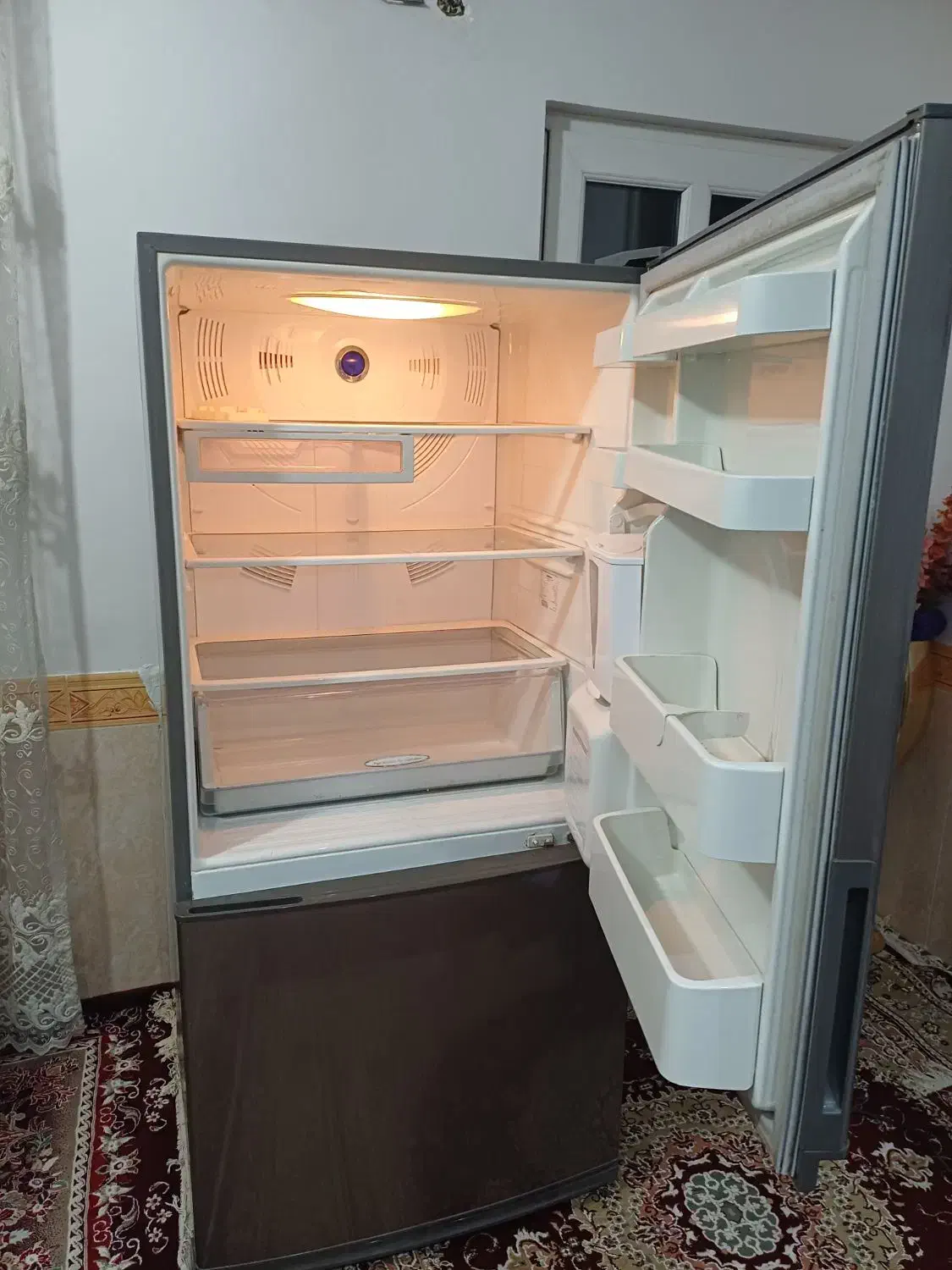 یخچال فریزر اسنوا در حد نو|یخچال و فریزر|میانه, |دیوار