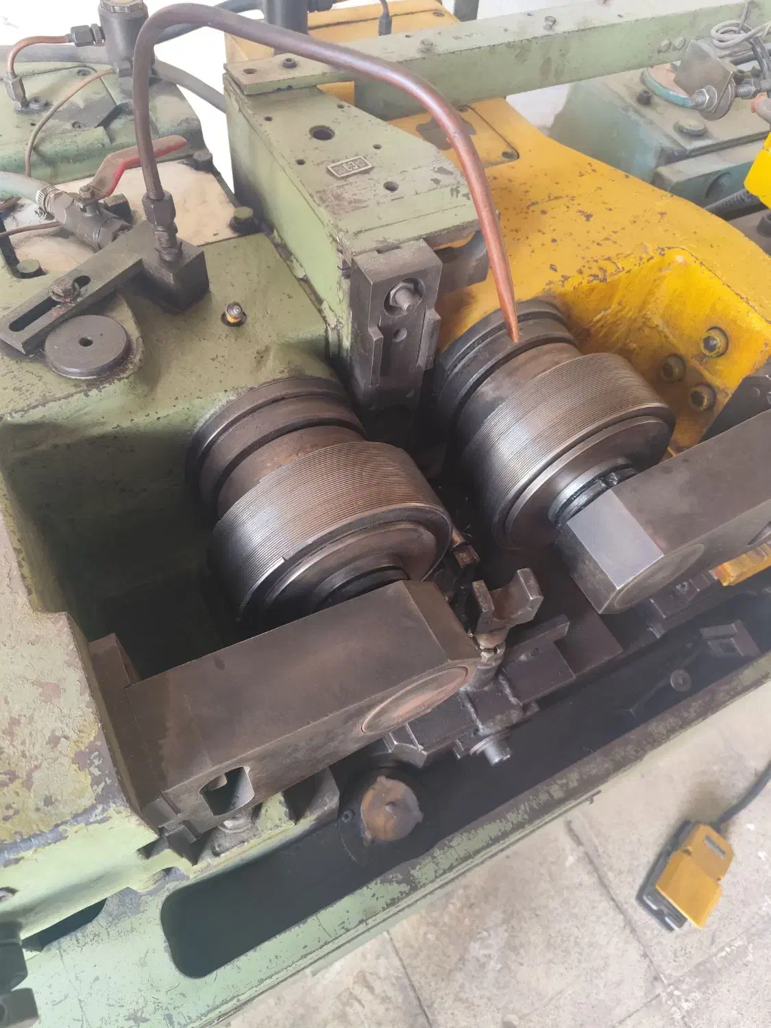 رولینگ ۱۶ تن روس|ماشین‌آلات صنعتی|پاکدشت, خاتون آباد|دیوار