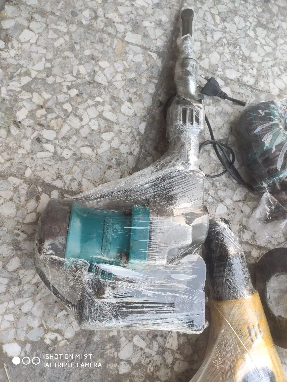 ابزار الات اروپایی  بشرط|ماشین‌آلات صنعتی|برازجان, |دیوار