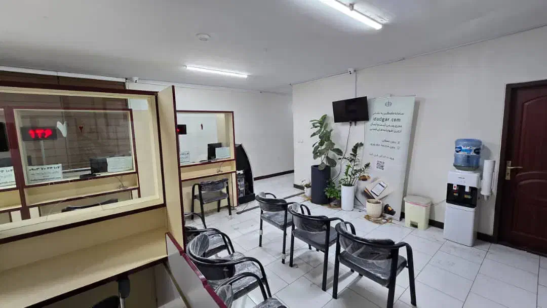 اجاره سند اداری ۱۳۰متر فول امکانات بر انقلاب|اجارهٔ دفتر کار، اتاق اداری، مطب|تهران, فلسطین (میدان انقلاب)|دیوار