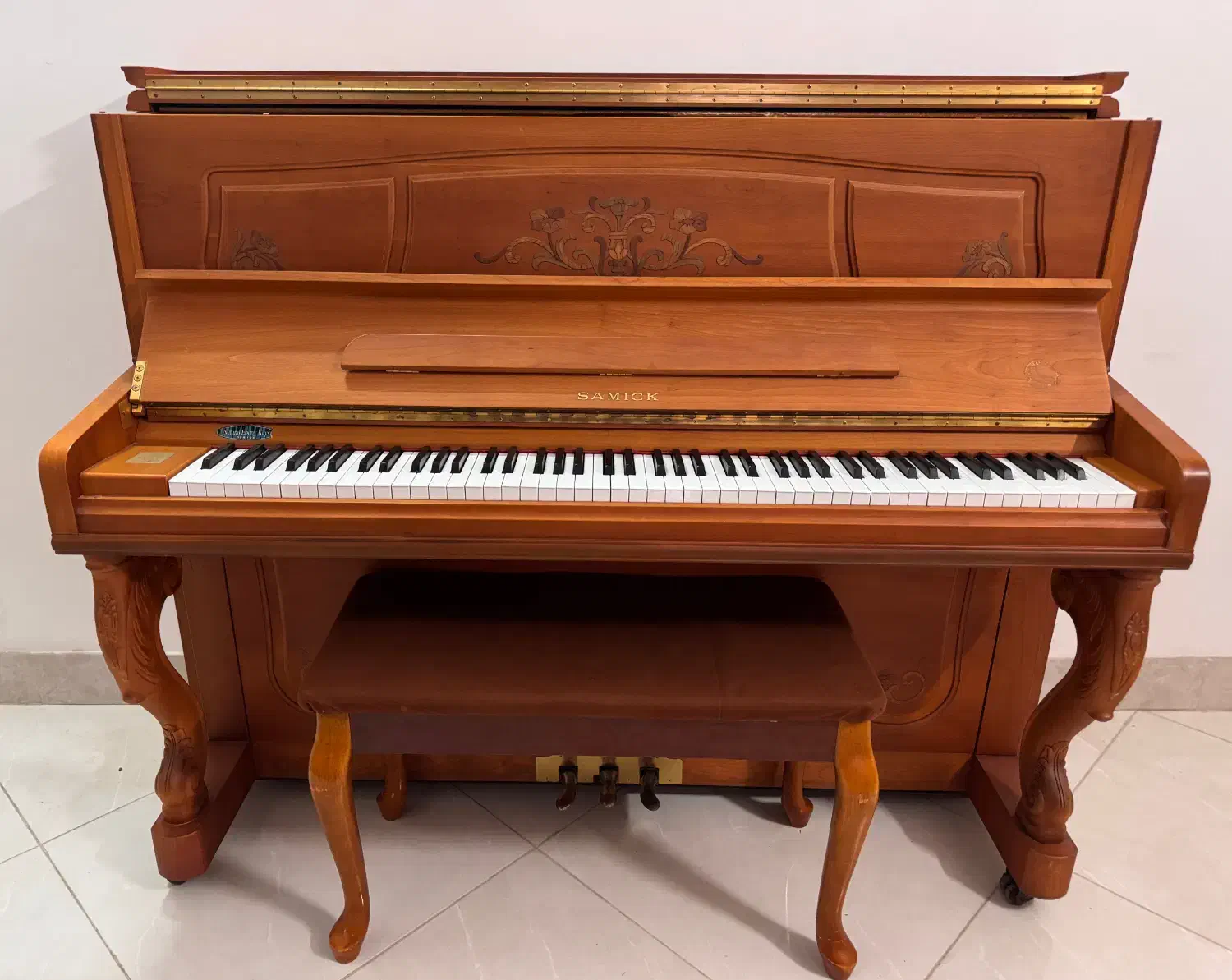 پیانو سمیک کره جنوبی|پیانو، کیبورد، آکاردئون|کاشان, زیارتی|دیوار