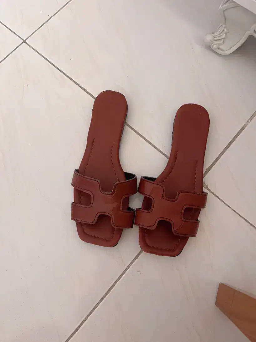 فروش صندل|کیف، کفش، کمربند|گلپایگان, |دیوار