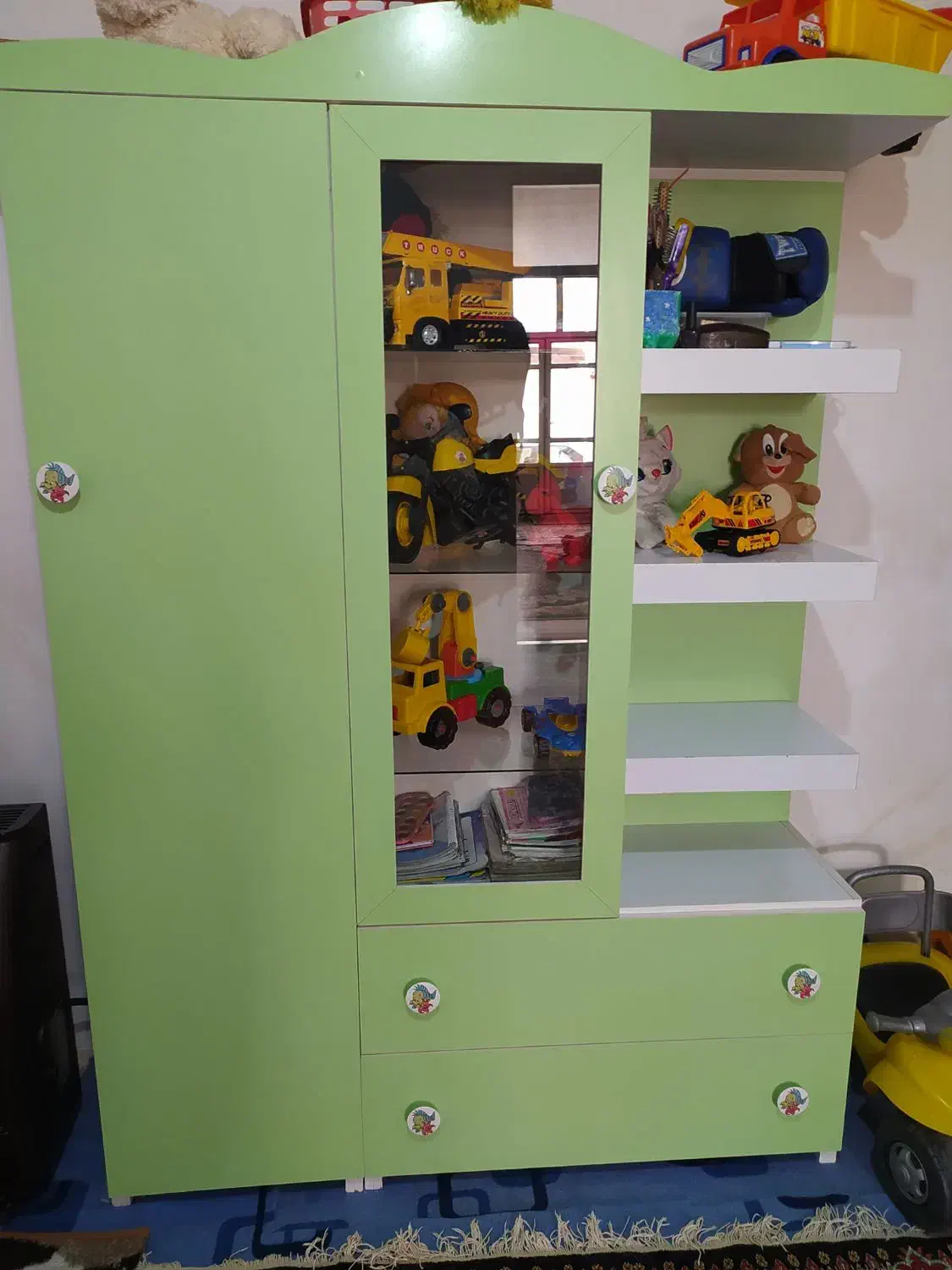 فروش کمد لباس و اسباب بازی بچه در حد نو خیلی تمیز|جاکفشی، کمد، دراور|میاندوآب, |دیوار