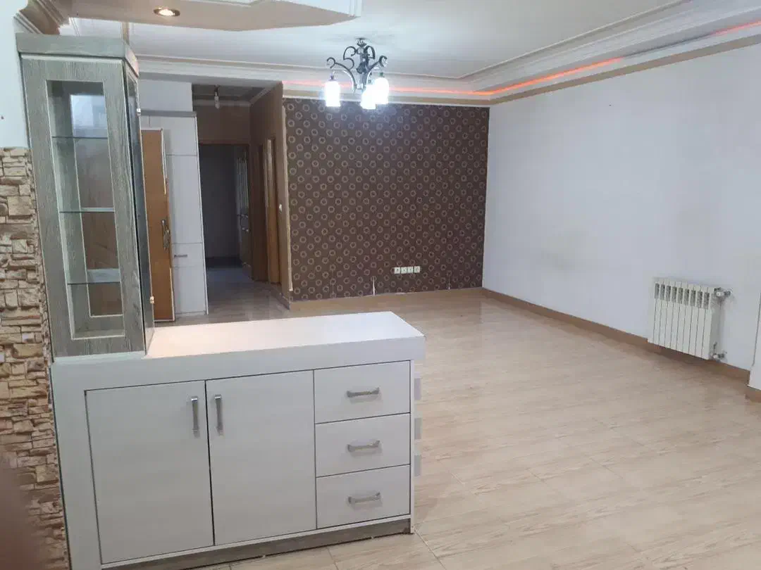 ۸۵ متری/شهدا/محدوده پاستوریزه|فروش آپارتمان|رشت, پاستوریزه|دیوار