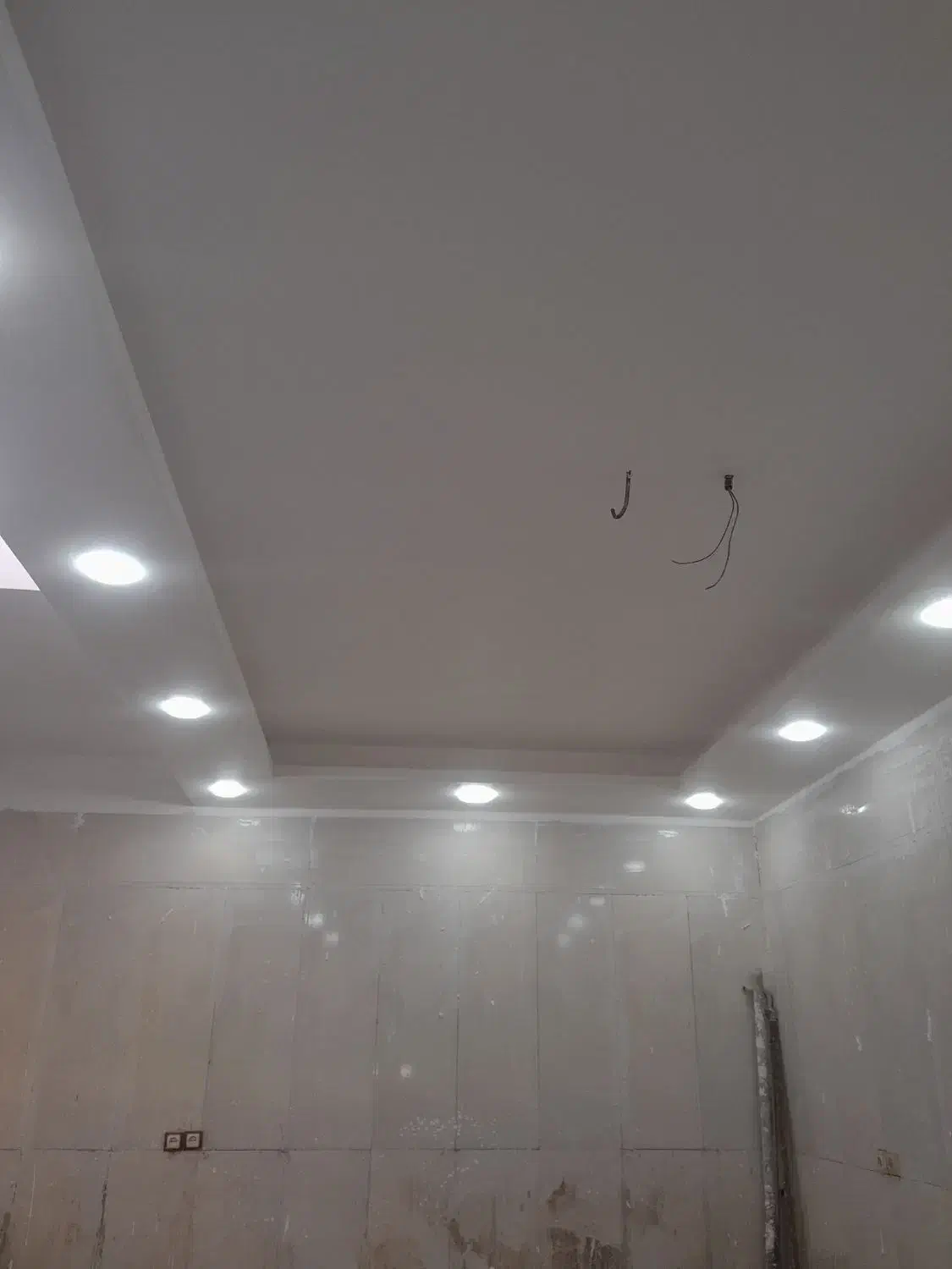 گچکار گچکاری لکه گیری|خدمات پیشه و مهارت|ایذه, |دیوار