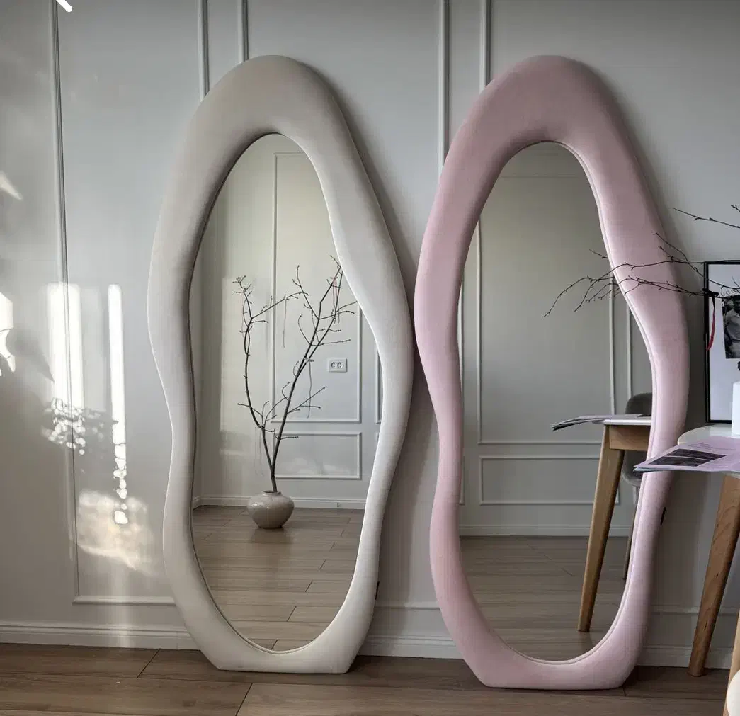 قاب اینه دفرمه پارچهای پینترسی|آینه|قائمشهر, |دیوار