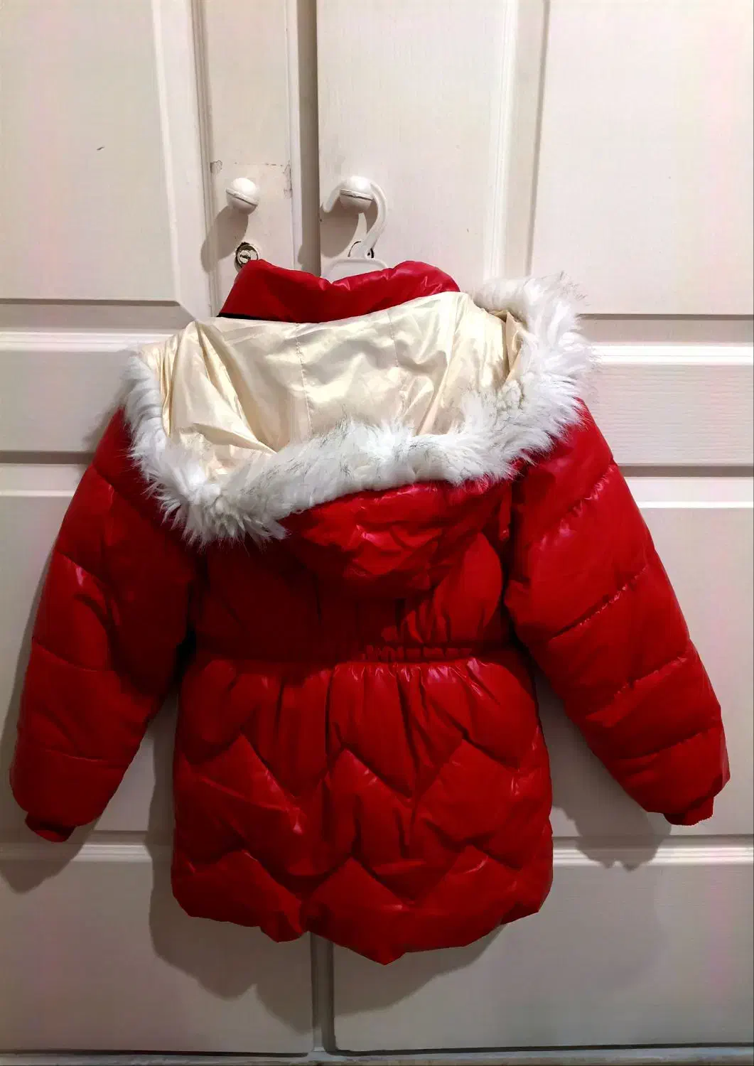 کاپشن دخترانه قرمز عایق دما و رطوبت|کفش و لباس بچه|تهران, تهرانپارس جنوبی|دیوار