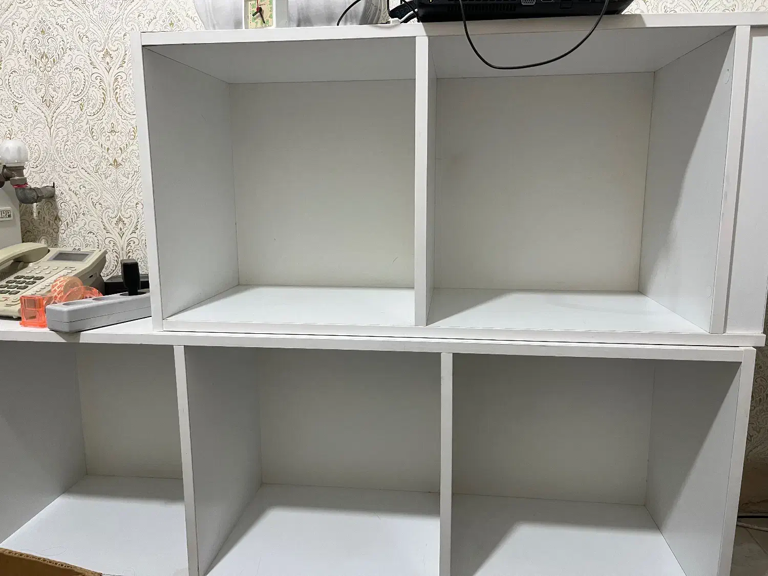 کتابخانه و میز|کتابخانه، شلف، قفسه‌های دیواری|محمدیه-قزوین, |دیوار