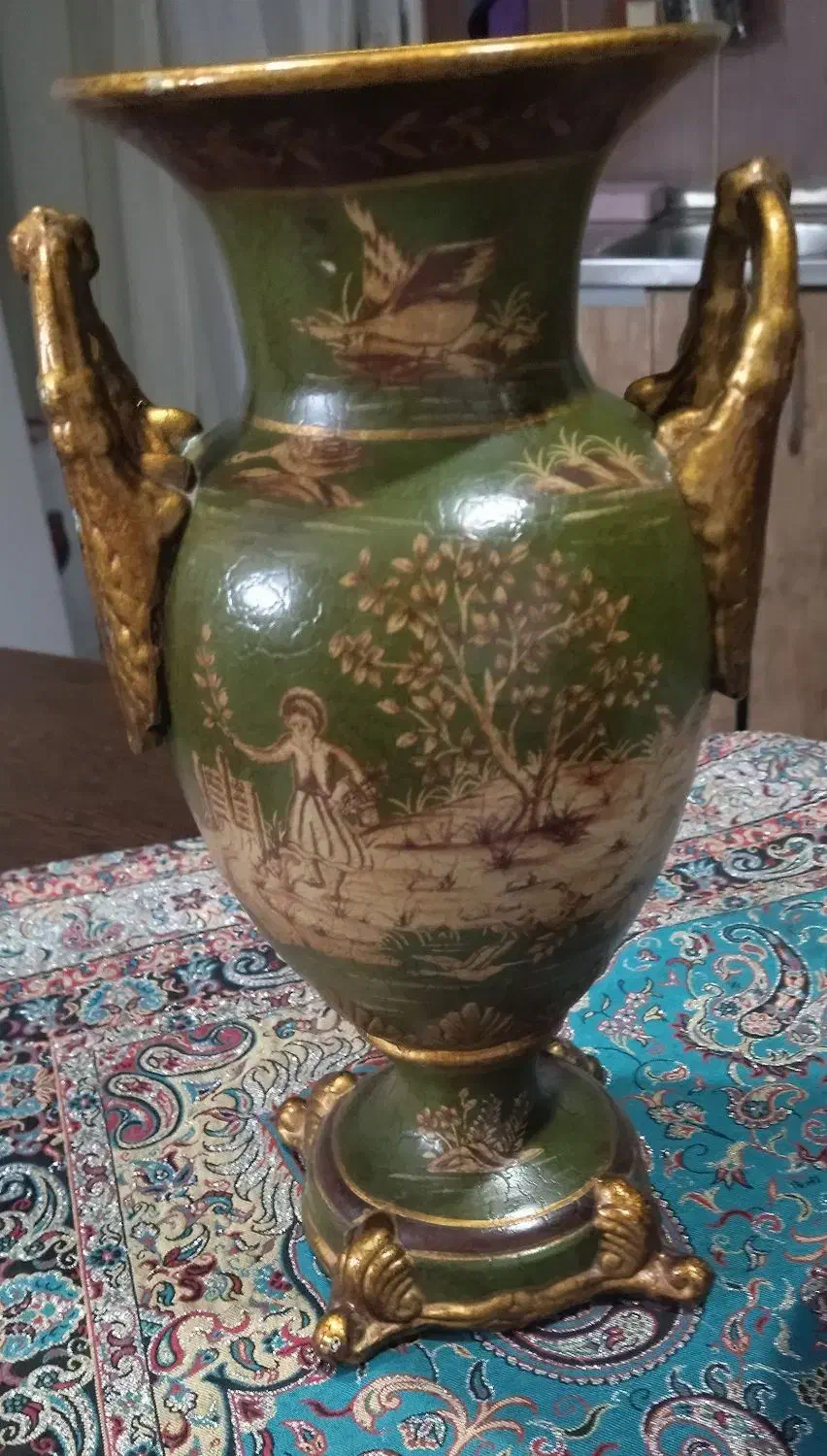 اگرمن سبز مدل زیر خاکی|کلکسیون اشیاء عتیقه|محمدیه-قزوین, |دیوار