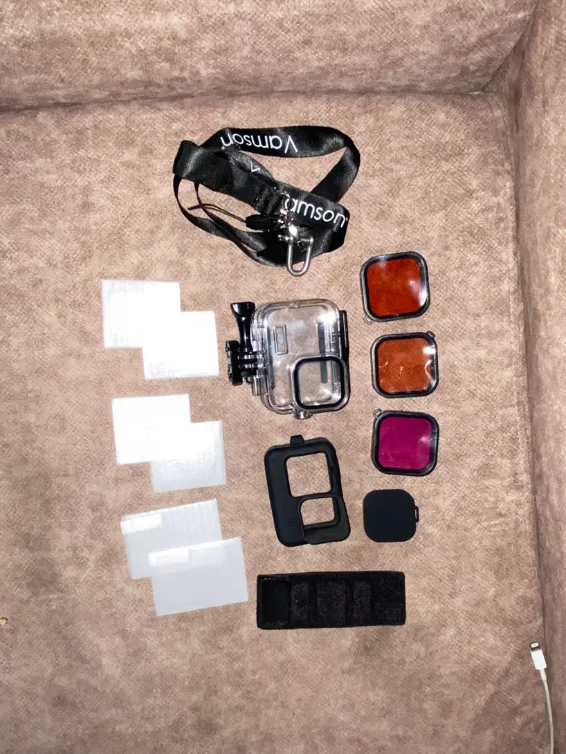 قاب ضد اب و سیلیکونی و گلس کوپرو ۹ ، ۱۰ ، ۱۱|دوربین عکاسی و فیلم‌برداری|تهران, شهرک نفت|دیوار