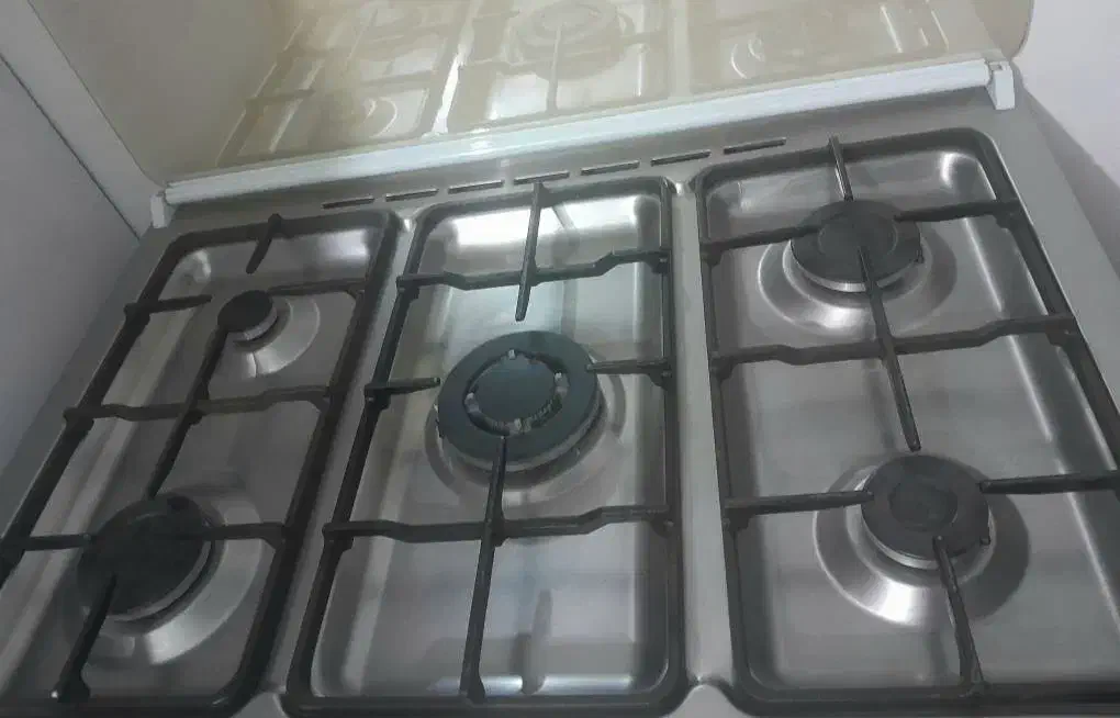 گاز تمام فر ۵ شعله|اجاق گاز و لوازم برقی پختوپز|باقرشهر, |دیوار