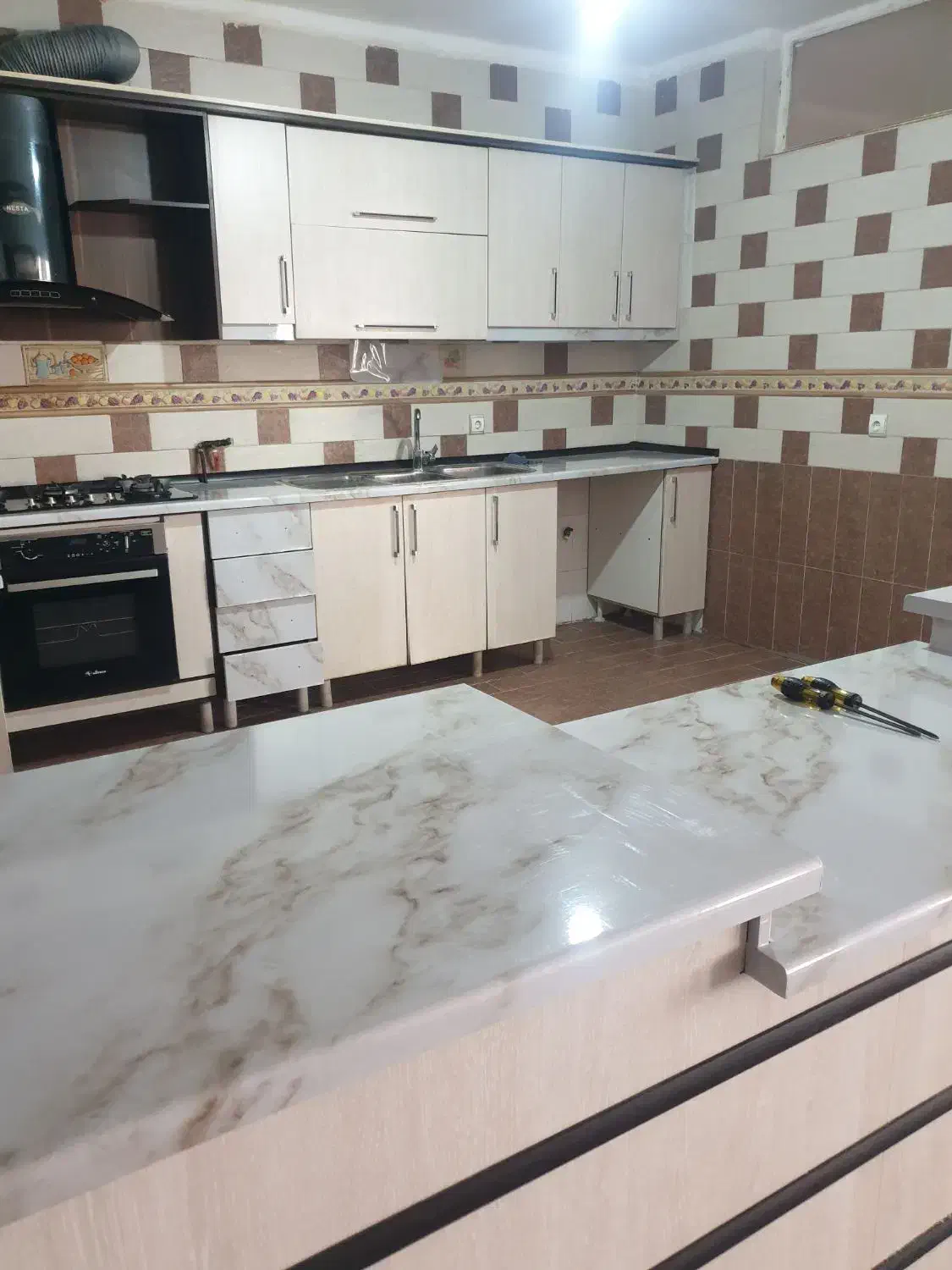 رهن آپارتمان ۳ خوابه در خیابان فردوسی|اجارهٔ آپارتمان|شاهین‌شهر, فردوسی|دیوار