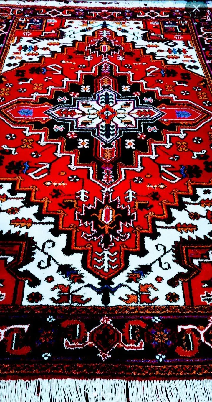 ۷ جفت فرش دستبافت|فرش|ورزقان, |دیوار