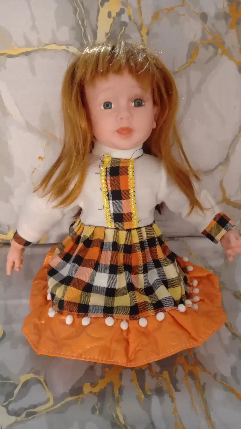 عروسک|اسباببازی|شیراز, کوشک میدان|دیوار