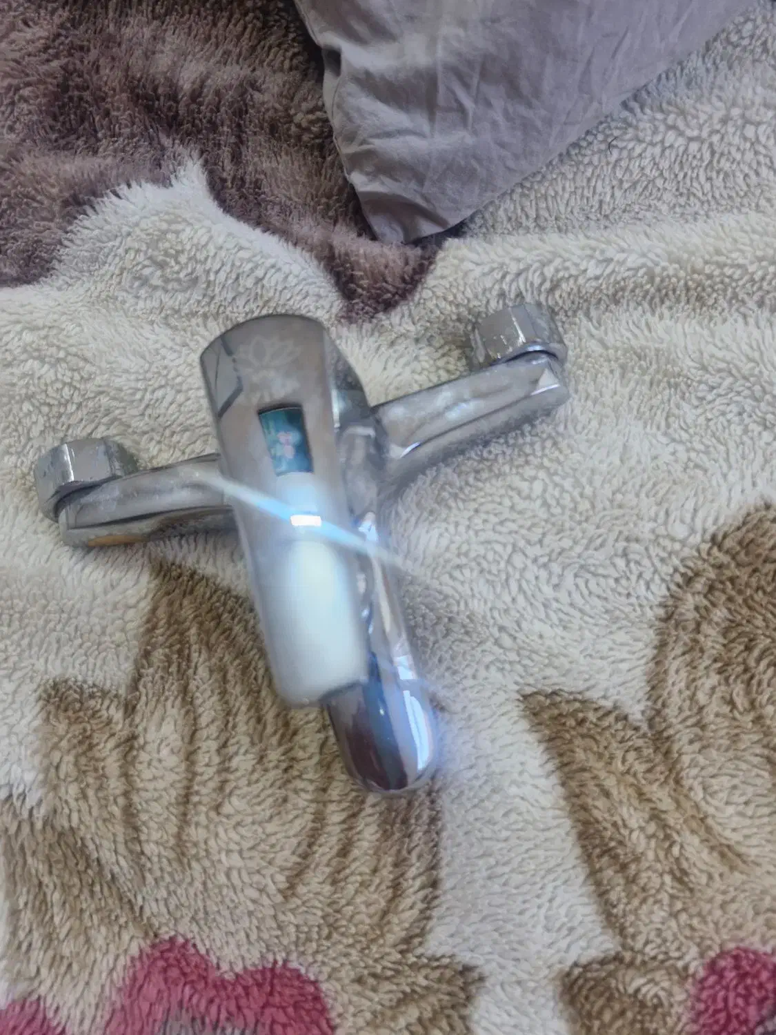 شیرحمام اویسا کاملا نو|مصالح و تجهیزات ساختمان|آران و بیدگل, |دیوار