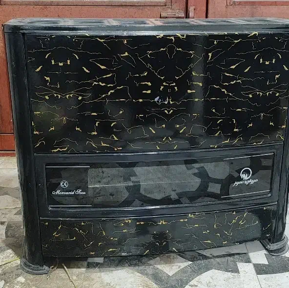 بخاری در حد نو به شرط و گاز پنج شعله و فرش|بخاری، هیتر، شومینه|سراب, |دیوار