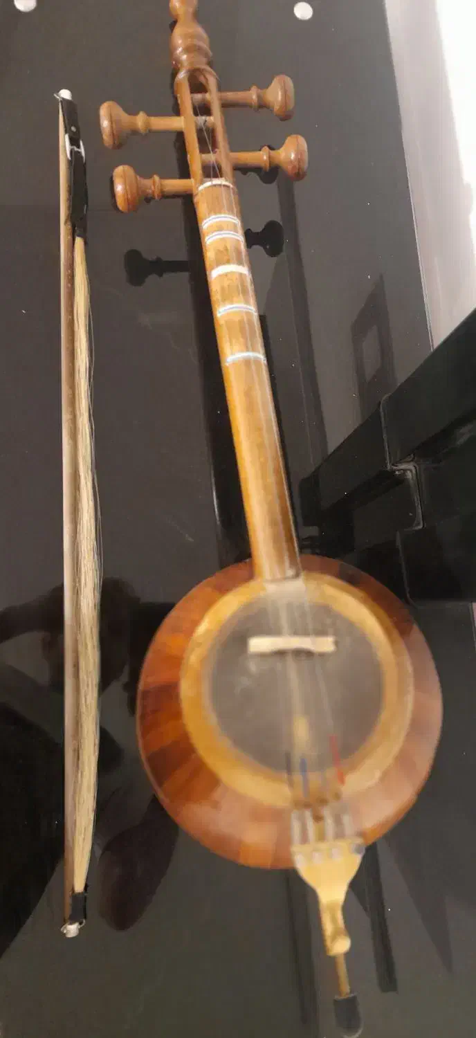 کمانچه نریمان تک مهر|سازهای سنتی|کرمانشاه, |دیوار