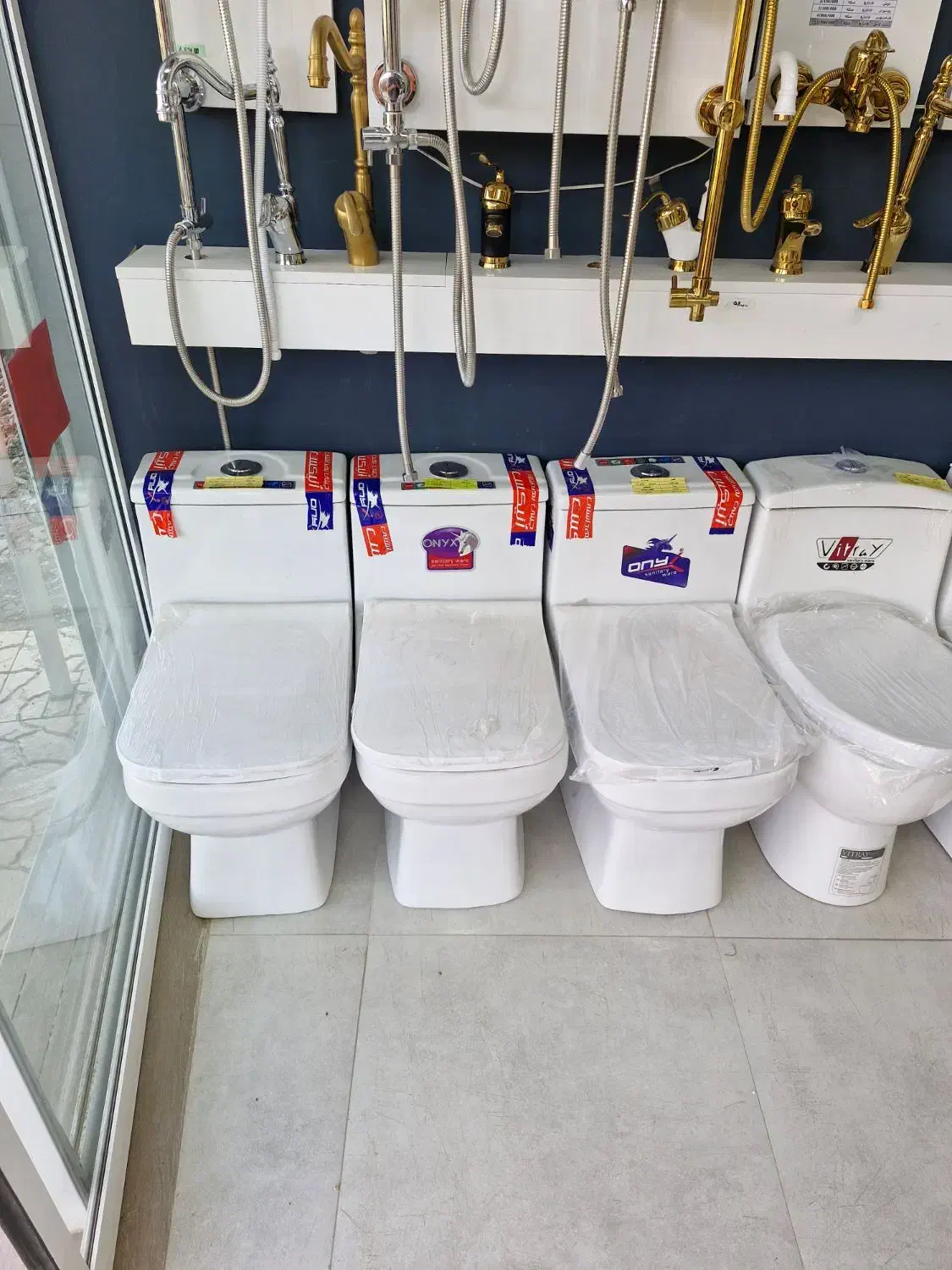 انواع توالت فرنگی روشویی چینی کرد والریا(پخش)|مصالح و تجهیزات ساختمان|رودهن, |دیوار