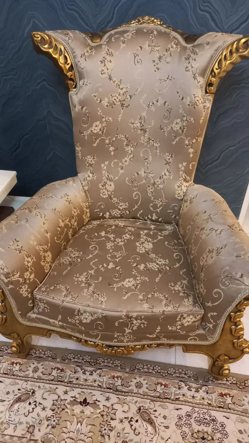 مبل سلطنتی ۹ نفره و میز نهار خوری هشت نفره|مبلمان خانگی و میز عسلی|ملارد, |دیوار