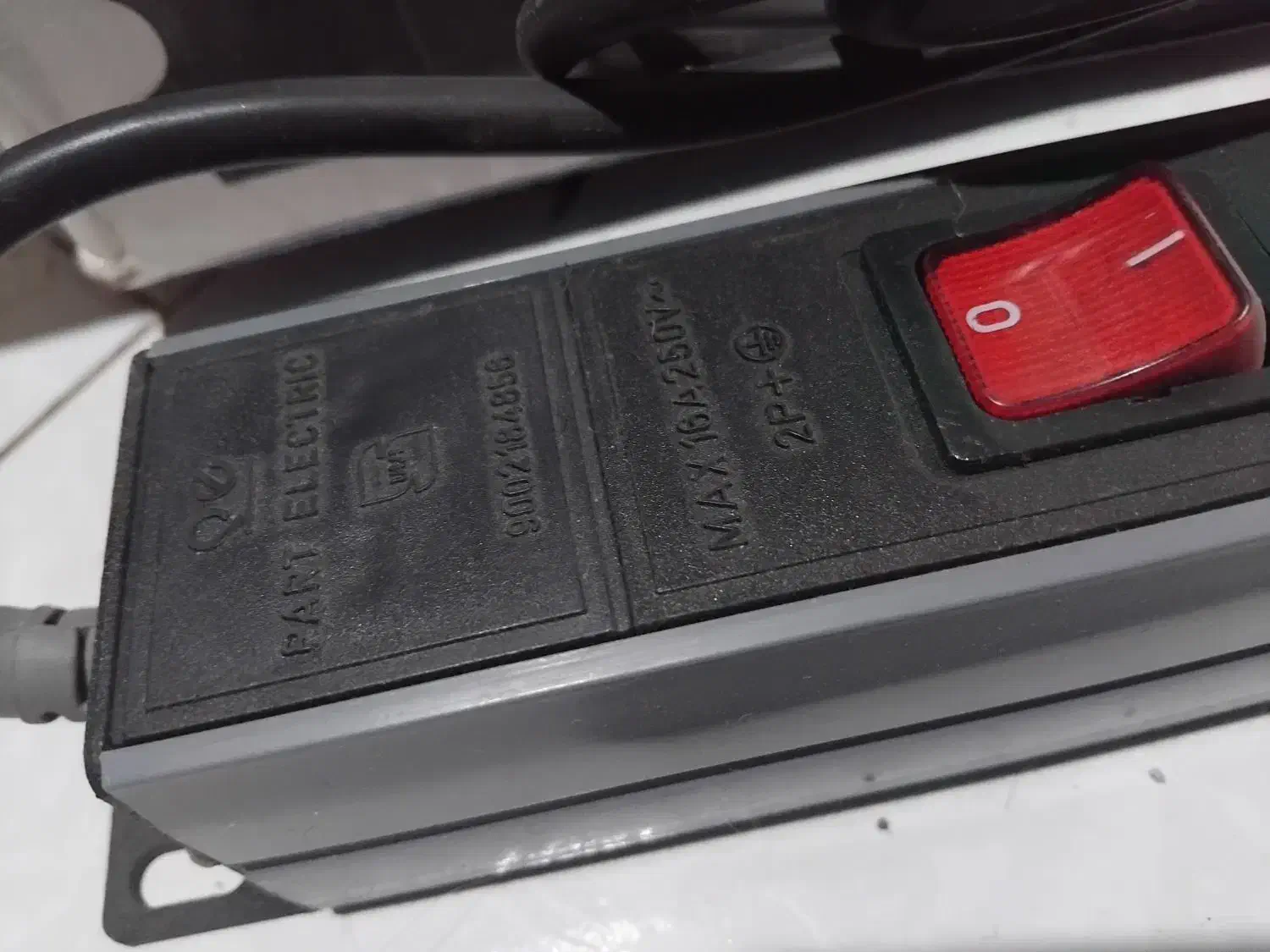 چند راهی برق ۸ خانه پارت الکتریک مدل Azin|سایر لوازم برقی|تهران, امیریه|دیوار