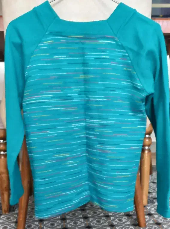 بافت دخترانه|لباس|سبزوار, هویزه|دیوار