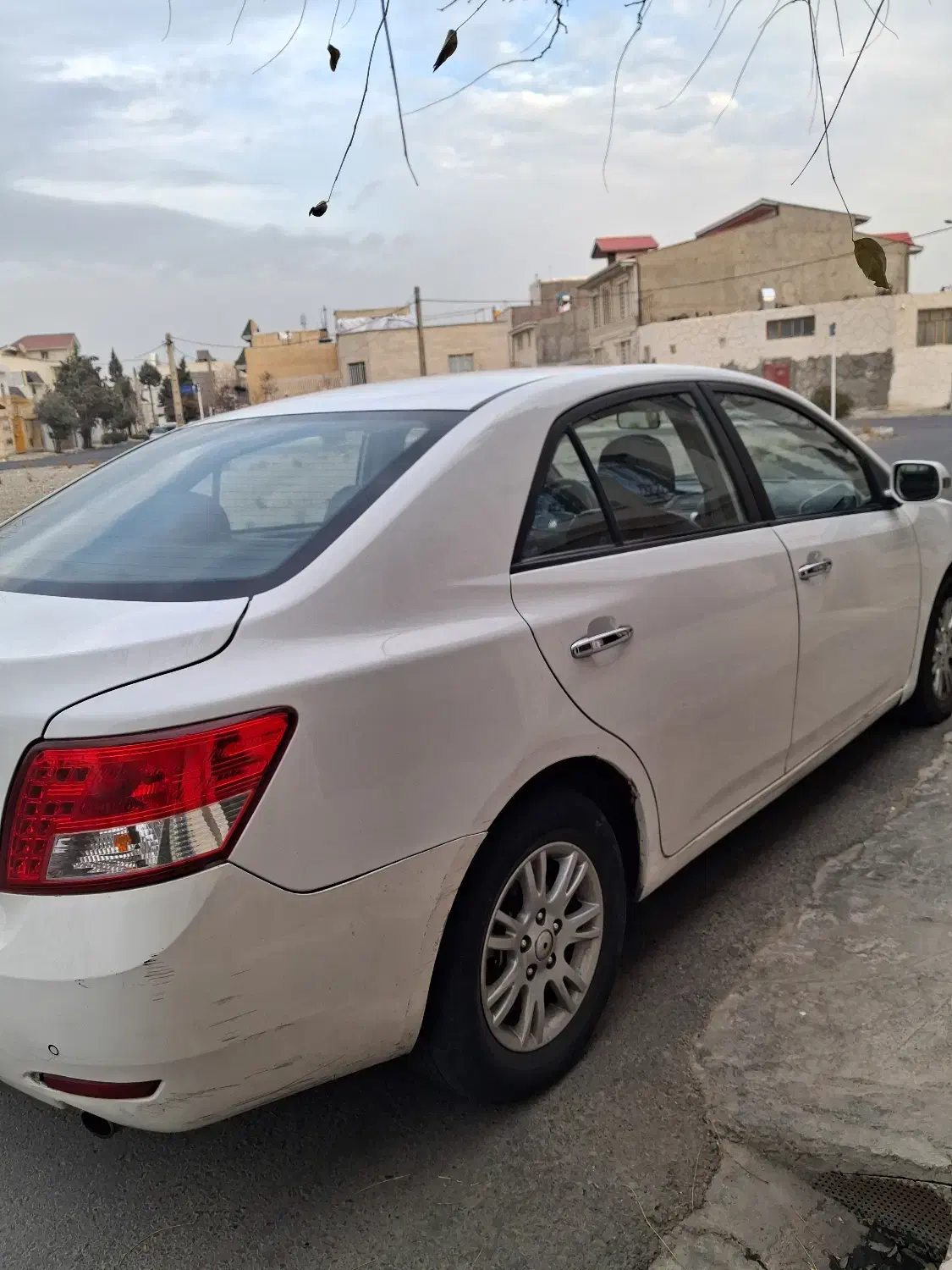 آریو اتومات ، زوتی آخر۹۷|خودرو سواری و وانت|اندیشه, اندیشه فاز ۳|دیوار