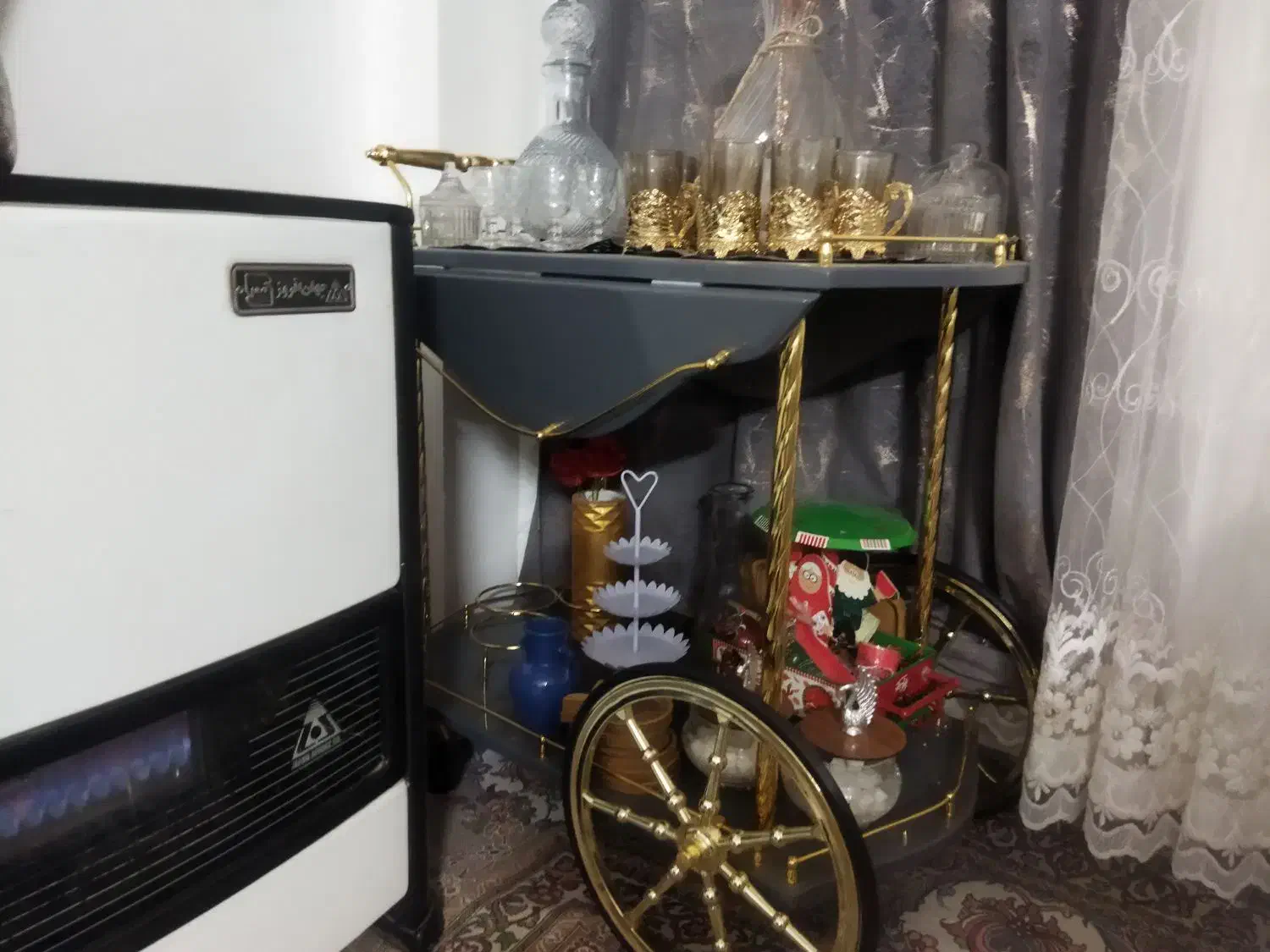 میز بار تر و تمیز|مبلمان خانگی و میز عسلی|قزوین, |دیوار