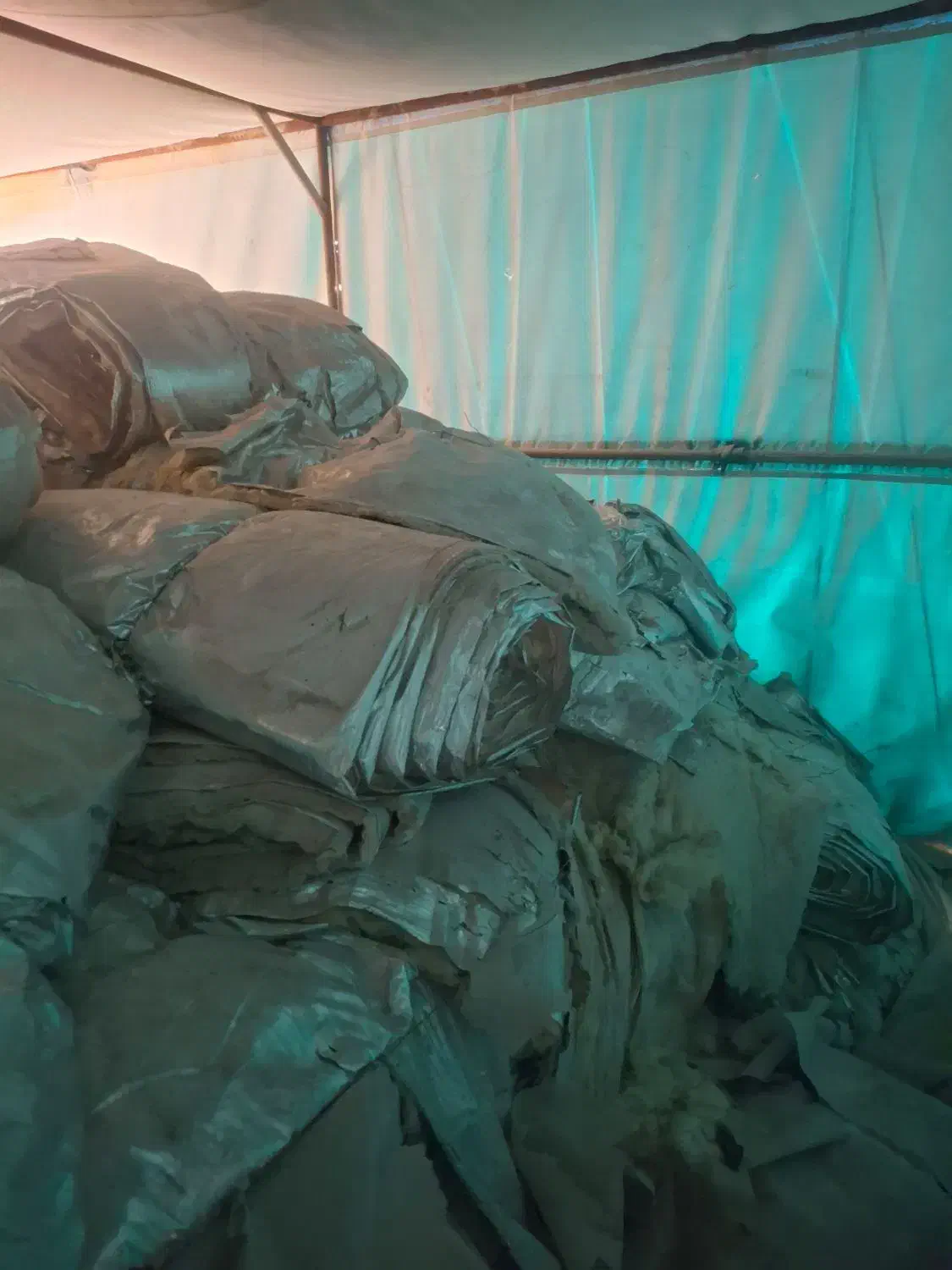 فروش پشم شیشه دسته دوم|مصالح و تجهیزات ساختمان|سیرجان, |دیوار