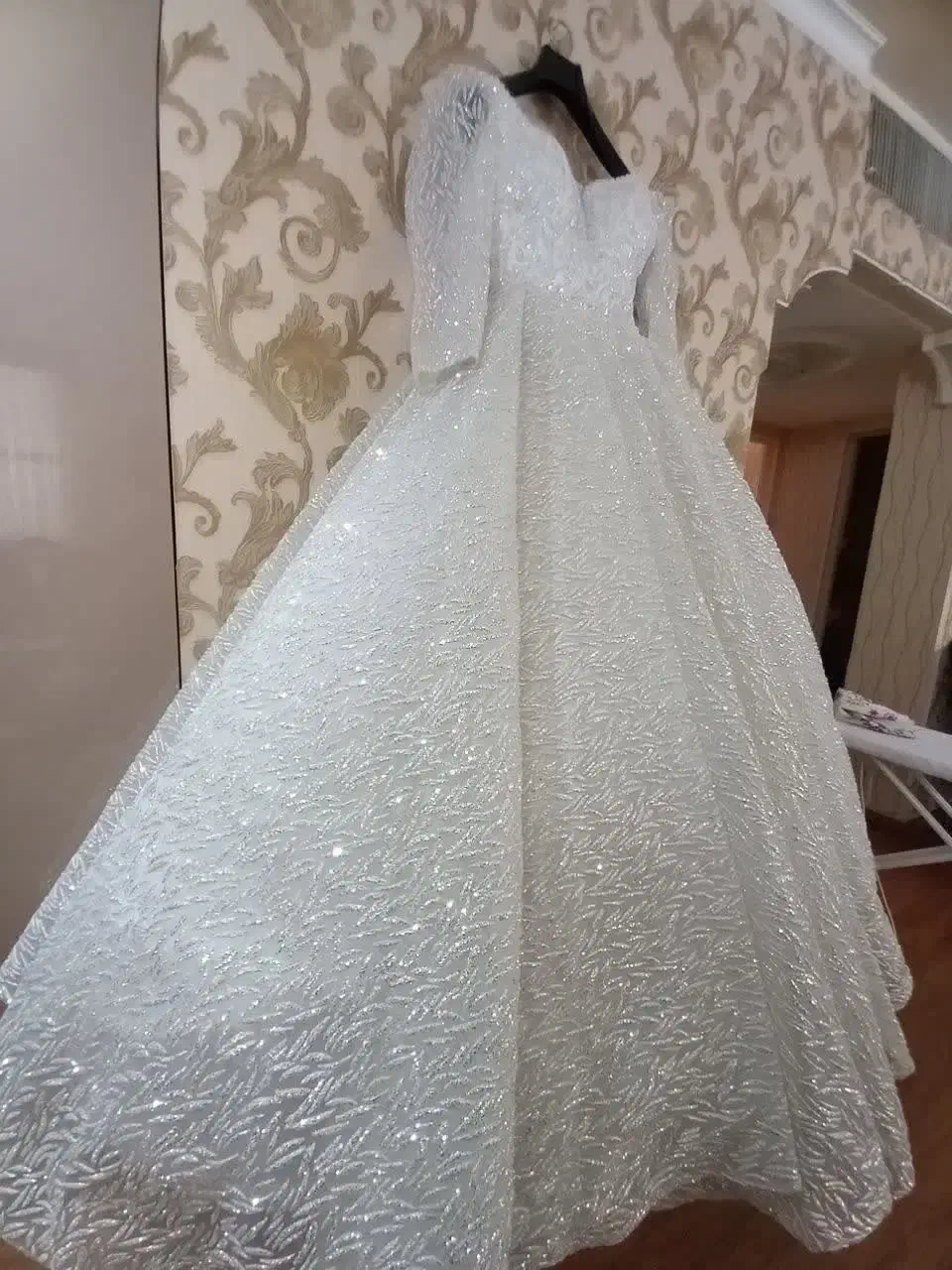 لباس تمام شاین|لباس|بروجرد, |دیوار