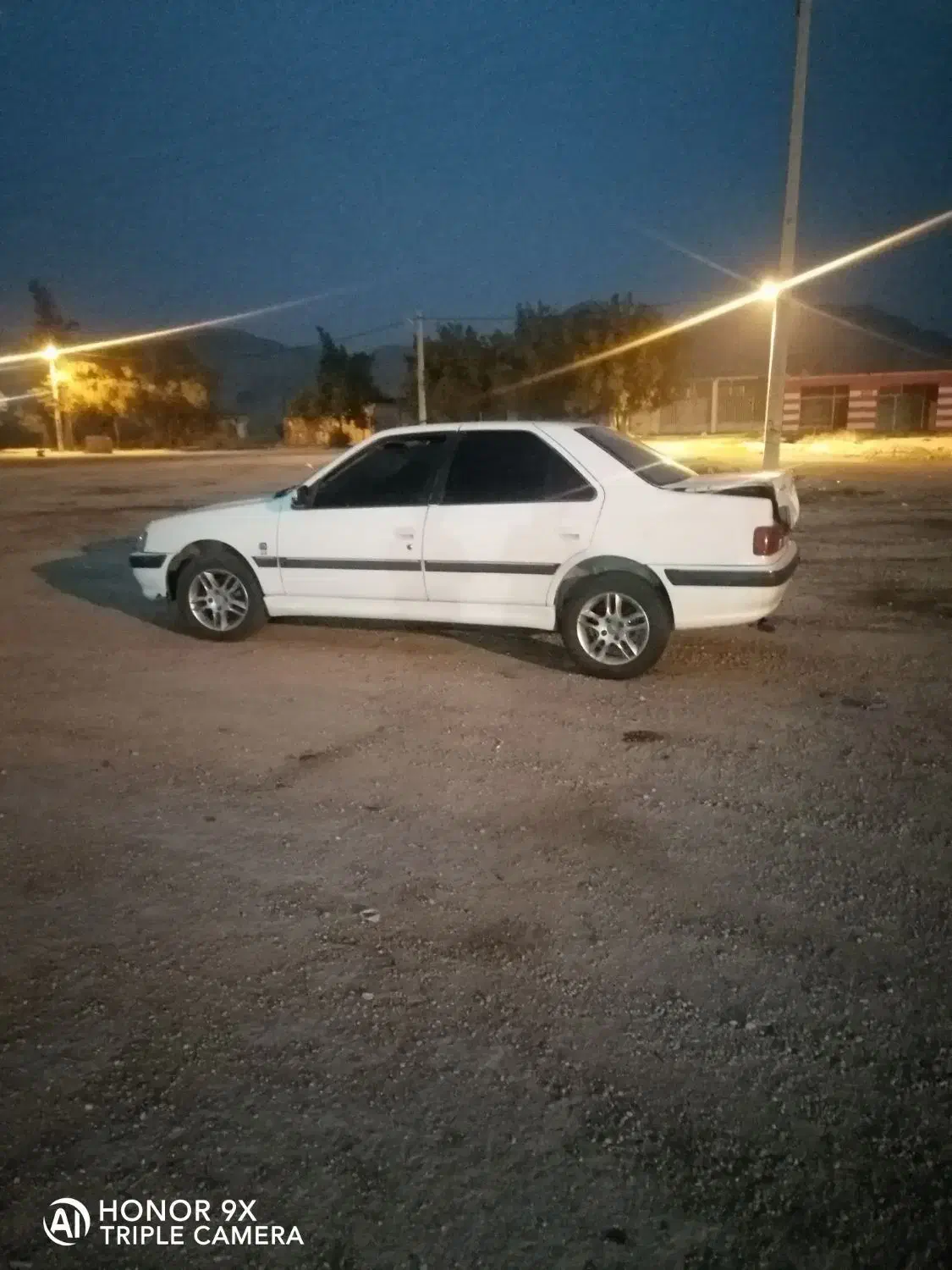 پارس|خودرو سواری و وانت|شهرکرد, |دیوار