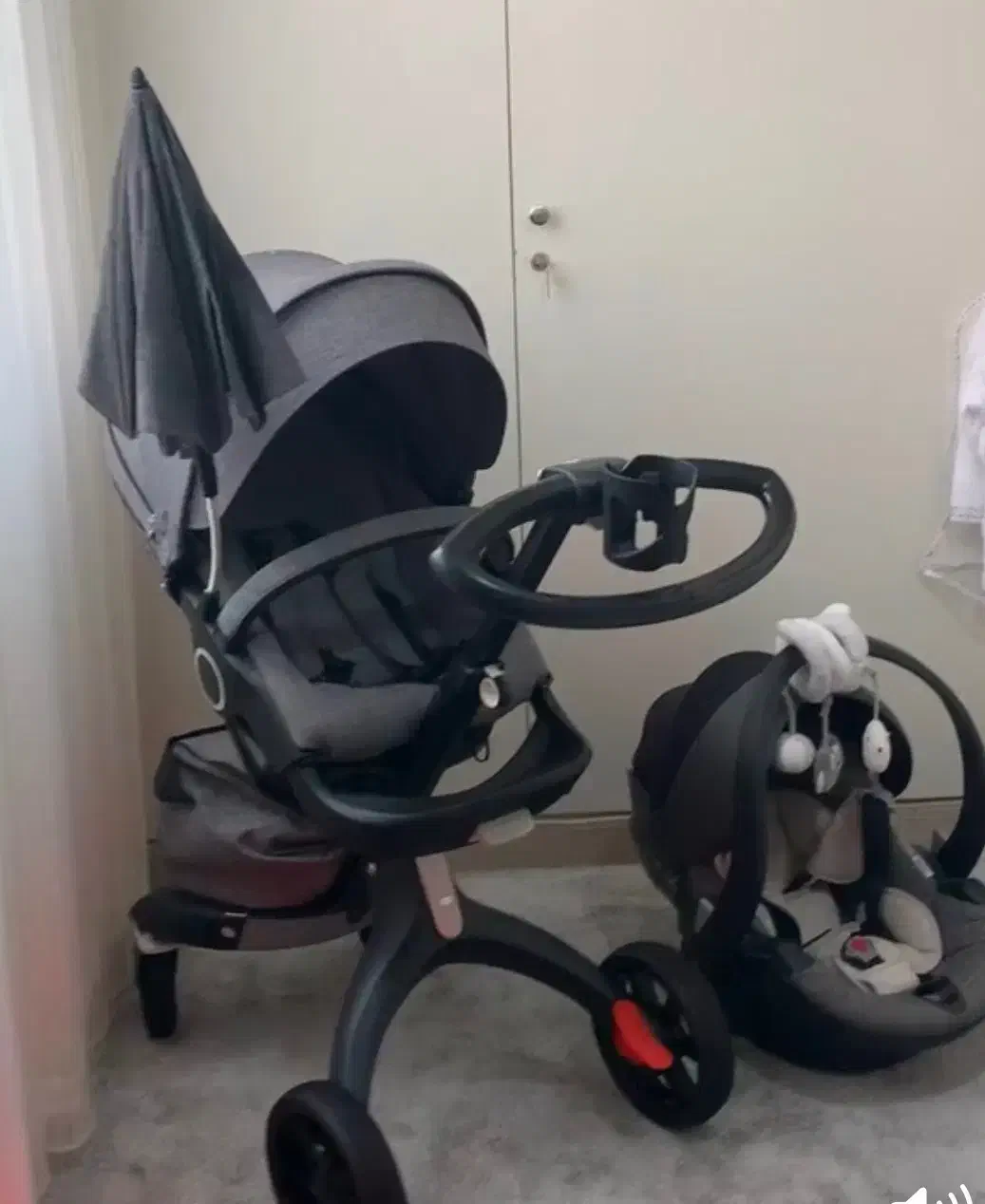 کالسکه و کریر استاک stokke|کالسکه و لوازم جانبی|تهران, جنتآباد مرکزی|دیوار