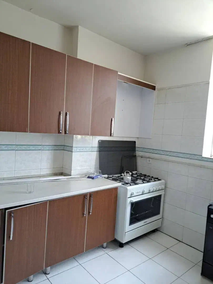 خوابگاه آقایان فردوس غرب اکباتان خابگاه نزدیک مترو|اجارهٔ کوتاه‌مدت آپارتمان و سوئیت|تهران, شهرک پرواز|دیوار