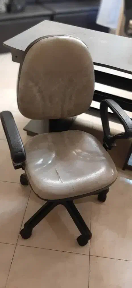 میز کامپوتر و صندلی|میز تحریر و کامپیوتر|تهران, شهرک دانشگاه|دیوار