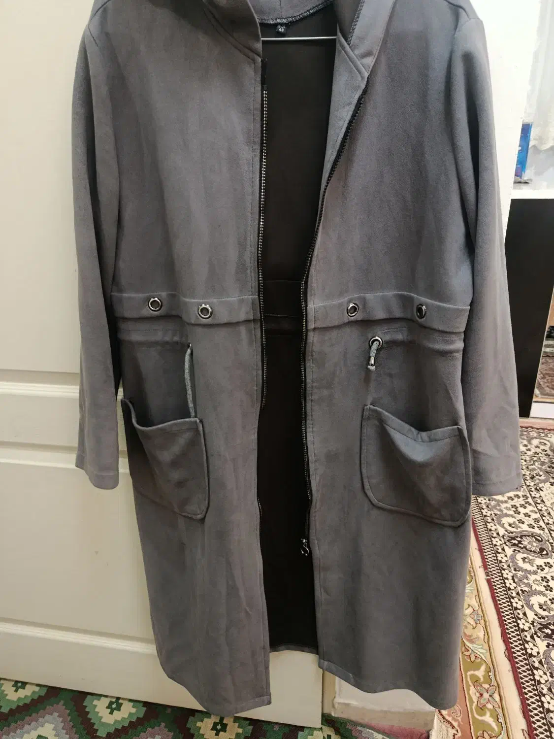 پالتو نونو|لباس|بومهن, |دیوار