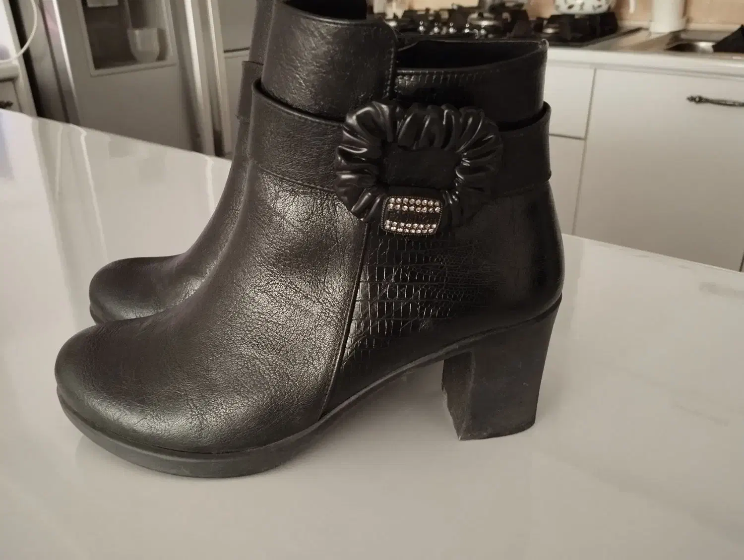 نیم بوت زنانه نو سایز ۳۹|کیف، کفش، کمربند|اندیشه, شهرک مریم|دیوار