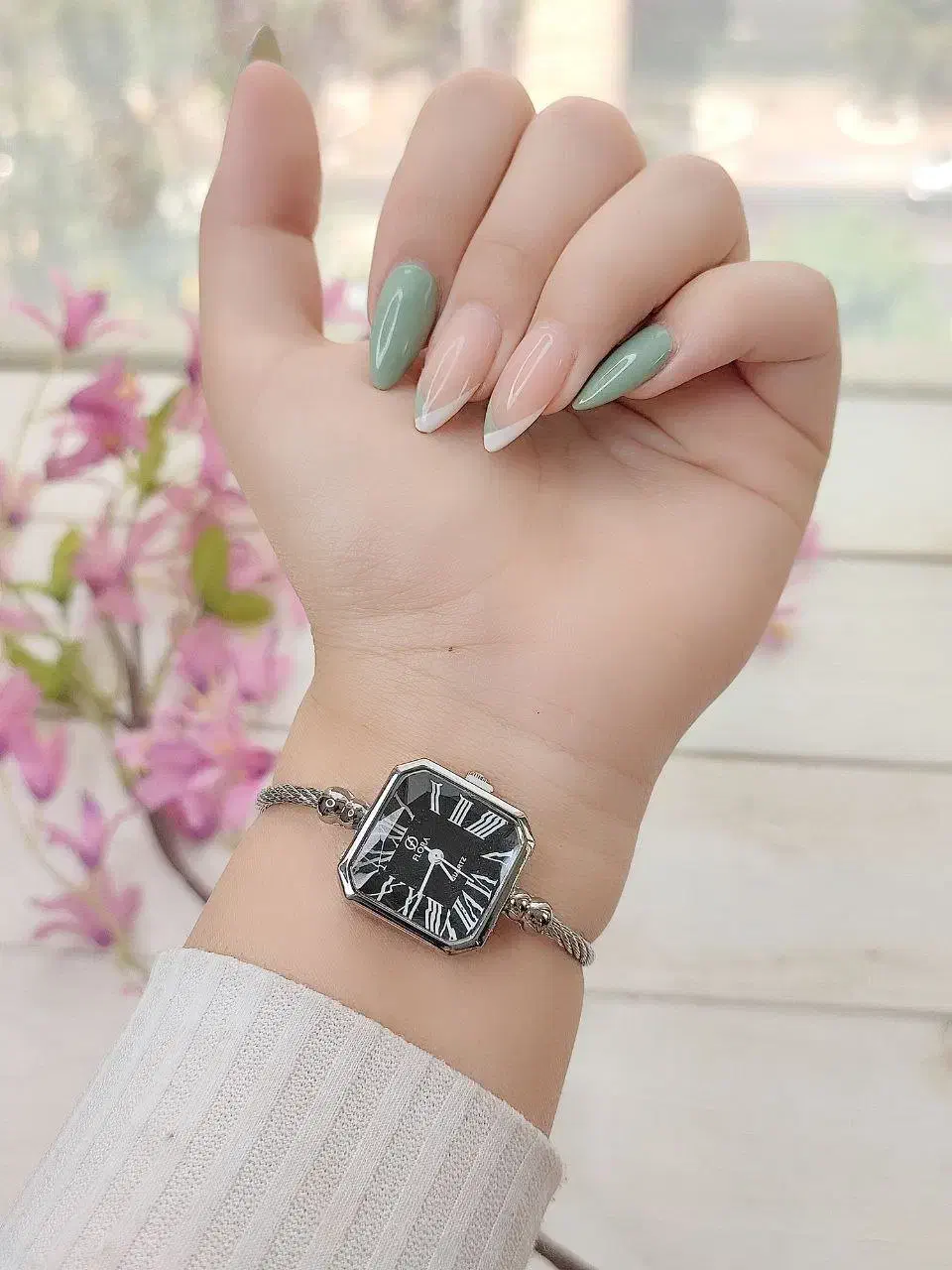 ساعت بنگل ترند یونانی|ساعت|صحنه, |دیوار