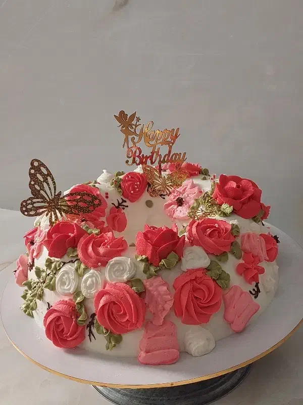 کیک تولد بالای ۱ کیلو|خوردنی و آشامیدنی|شاهینشهر, گرگاب|دیوار