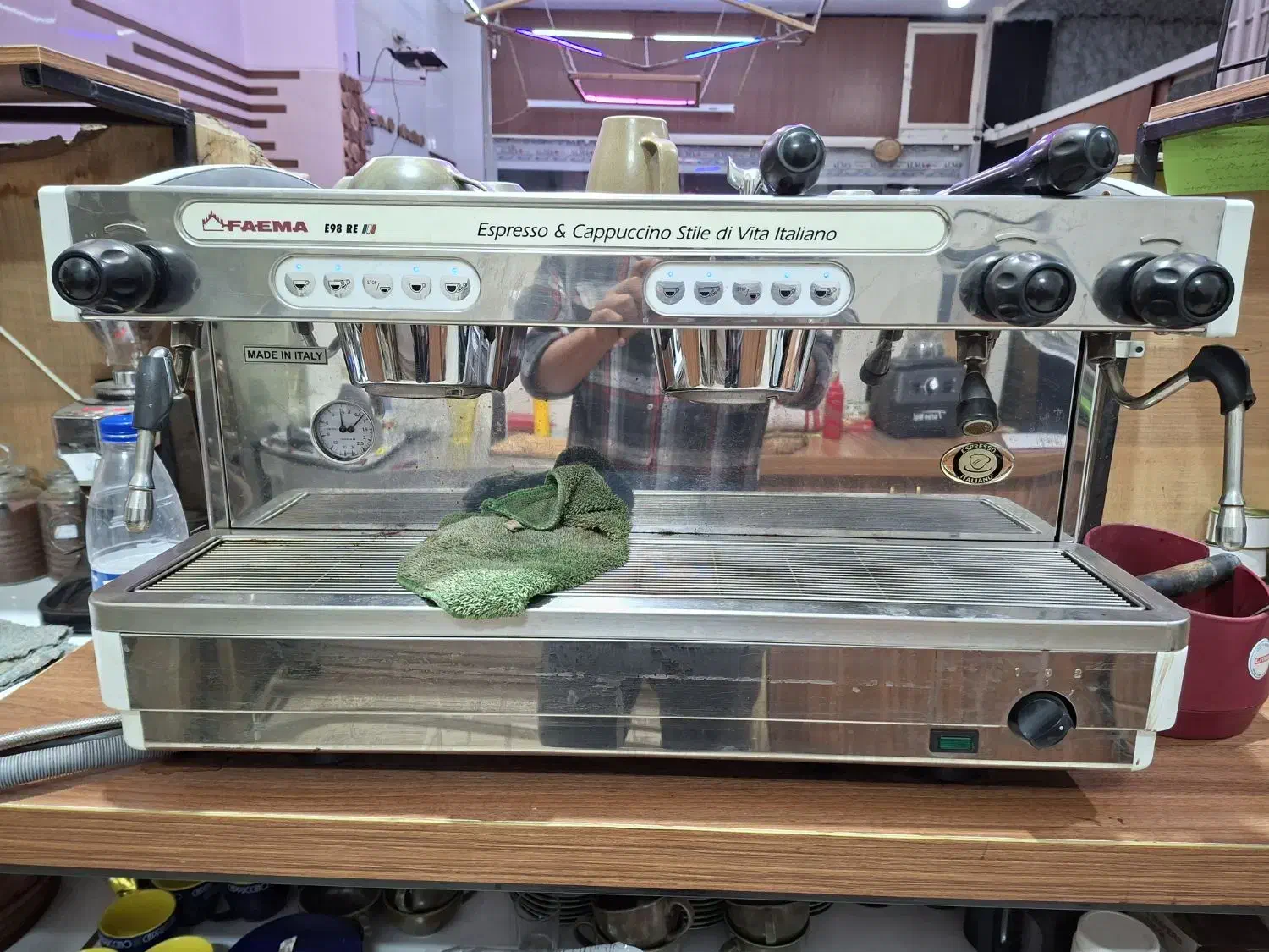 واگزاری کافه ۱۲۰ متری دنج|اجارهٔ مغازه و غرفه|اسلام‌شهر, شهرک واوان|دیوار