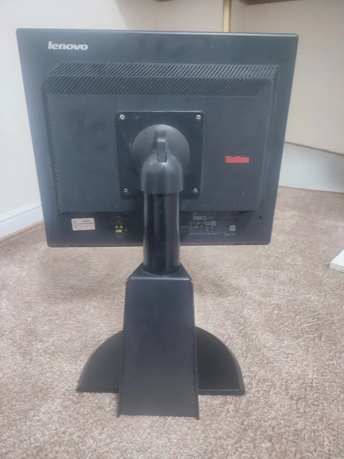 مانیتور استوک Lenovo مدل تینک ویژن|رایانه رومیزی|مبارکه, |دیوار