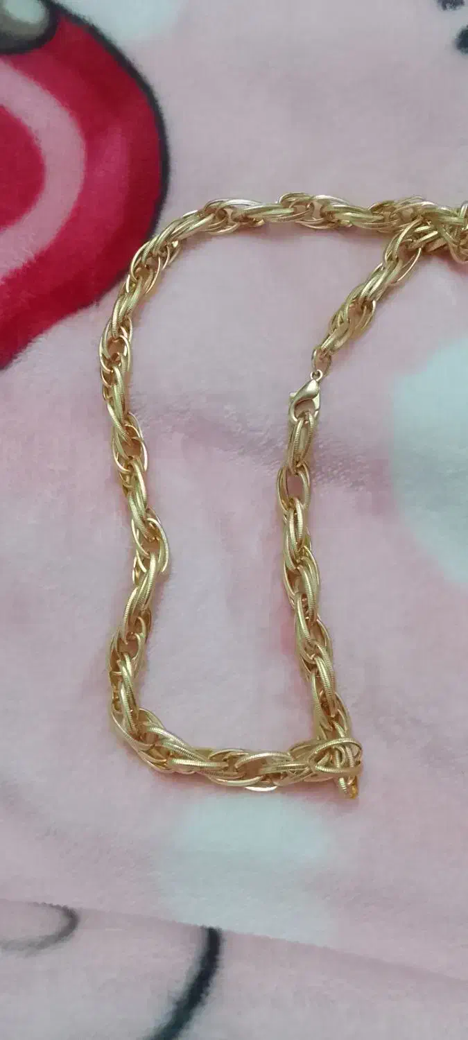 گردنبند|بدلیجات|رشت, پل تالشان|دیوار