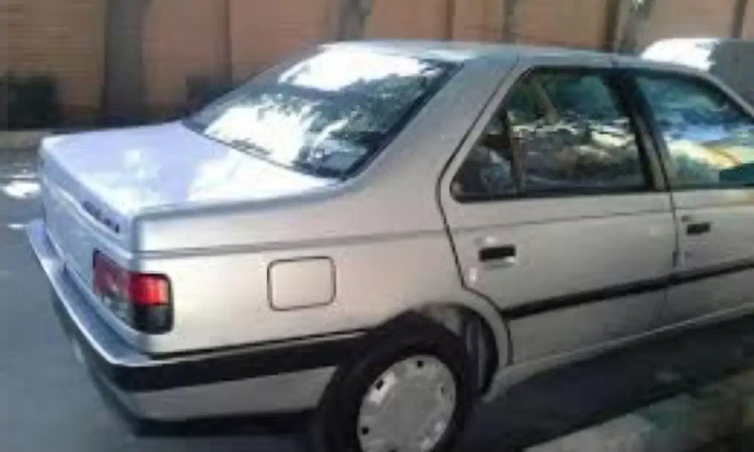 پژو ۴۰۵ مدل ۹۳ کم کارکرد|خودرو سواری و وانت|خرم‌آباد, |دیوار