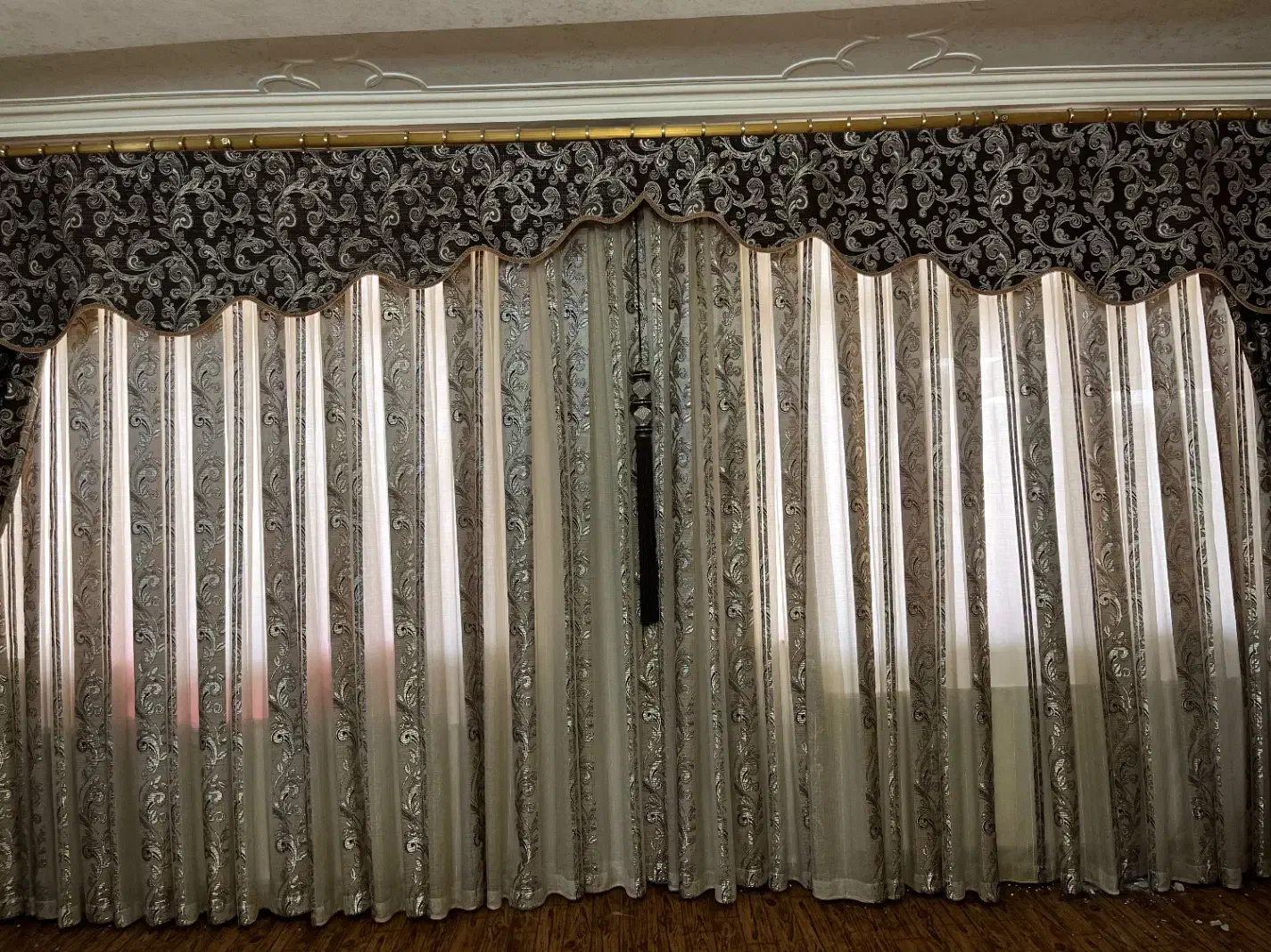 پرده سلطنتی کاملا سالم|پرده، رانر، رومیزی|اردبیل, |دیوار