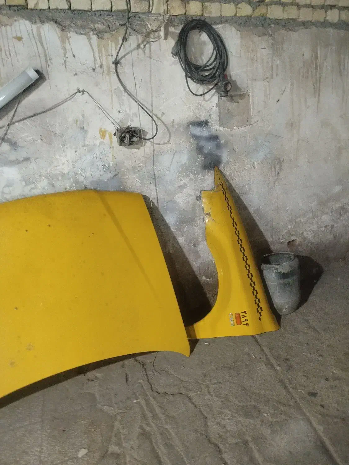 دو عدد گلگیر ویک عدد کاپوت سمند تاکسی به فروش م|قطعات یدکی و لوازم جانبی|قم, اسمعیل آباد|دیوار