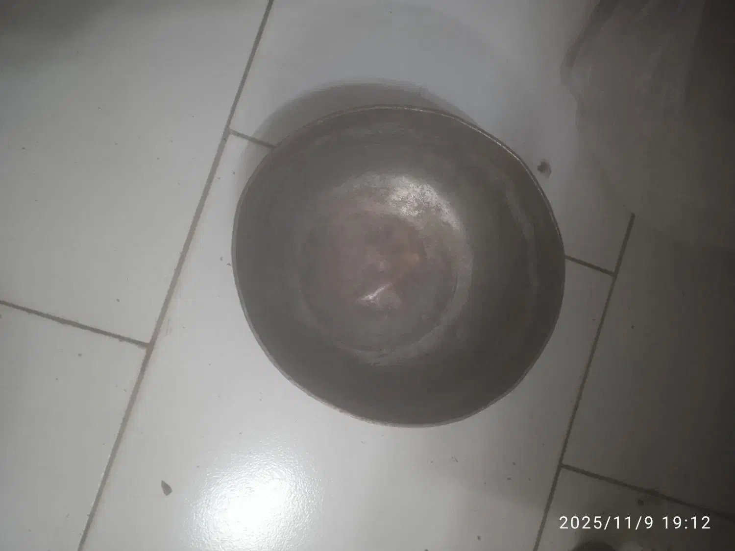 کاسه وبشقاب مسی قدیمی|کلکسیون اشیاء عتیقه|پیر بکران, |دیوار