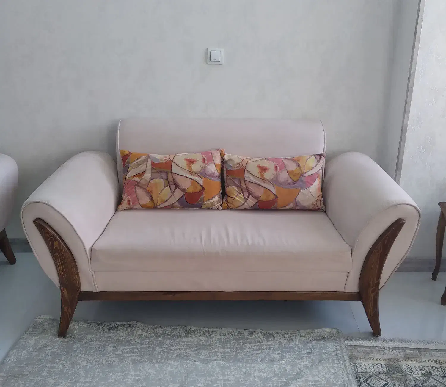 فروش مبل دست دوم|مبلمان خانگی و میز عسلی|شیراز, کوی وحدت|دیوار