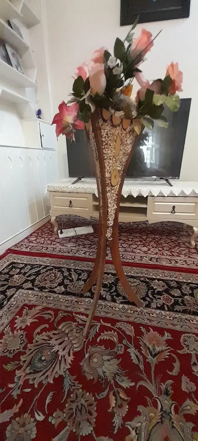 پایه گلدان چوبی|گل مصنوعی|مشهد, فلسطین|دیوار