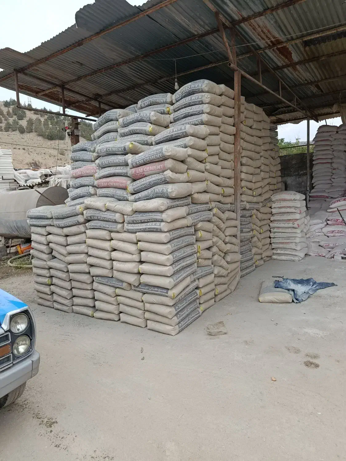 سیمان گچ اجر پوکه شن ماسه سیمان سفید سفال بلوک|مصالح و تجهیزات ساختمان|لواسان, |دیوار