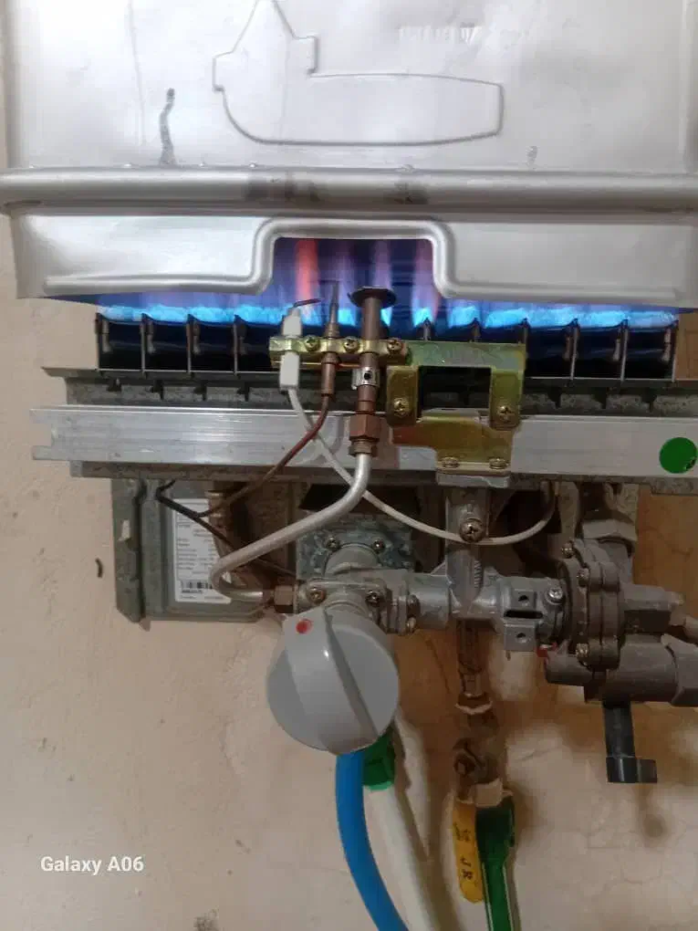 تعمیر آبگرمکن و بخاری|آبگرمکن، پکیج، شوفاژ|خورموج, |دیوار